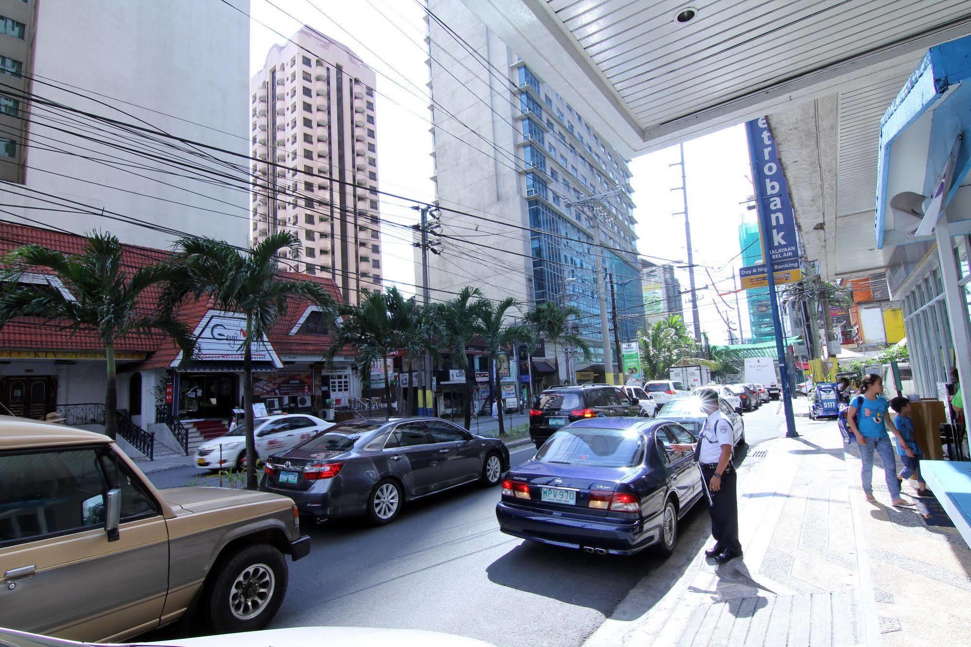 Mpt Suites Makati City Exterior photo